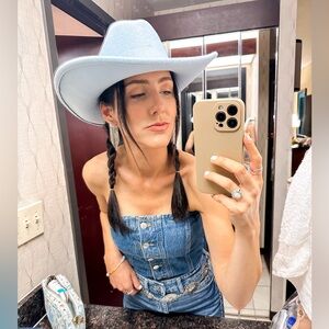 Women's Cattleman Style Light Blue Western Felt Cowboy Hat